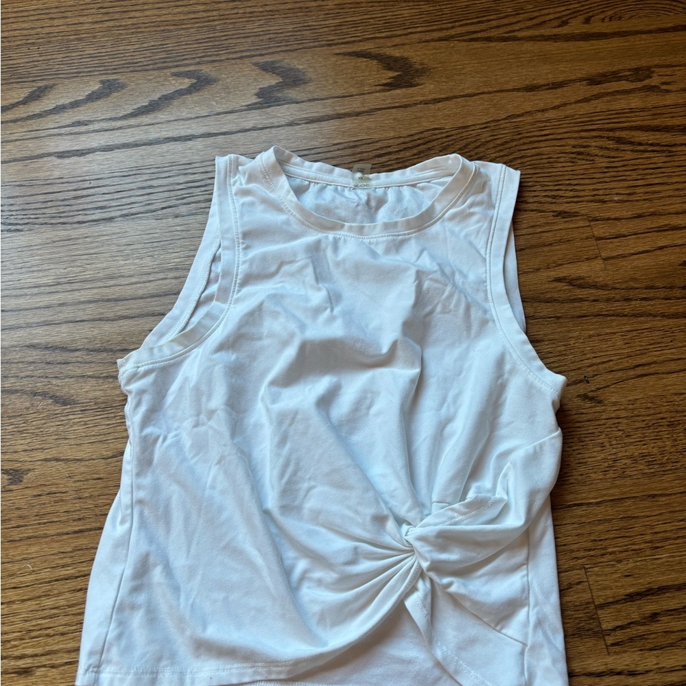 Beyond yoga featherweight rebalance tank- White cropped